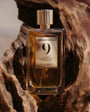 Rosendo Mateu Nº 9, parfum élégant aux nuances épicées, florales, boisées et douceur de vanille, cuir et tabac, accord complexe et raffiné