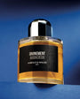 Flacon Divinement Audacieux de Harold & Maude — parfum floral-épicé boisé, mêlant anis vert, mandarine et bergamote en tête, cœur sensuel de rose, iris, jasmin, fleur d’oranger, cardamome et noix de coco, sur un fond cuir, ambre et bois précieux.