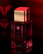 Flacon Like No One de Silona Paris — parfum oriental floral unisexe mêlant pêche juteuse et fruit de la passion, relevé de cannelle de Ceylan et gingembre, cœur floral de monoï et jasmin, fond gourmand de guimauve, rhum, ambre et muscs blancs.