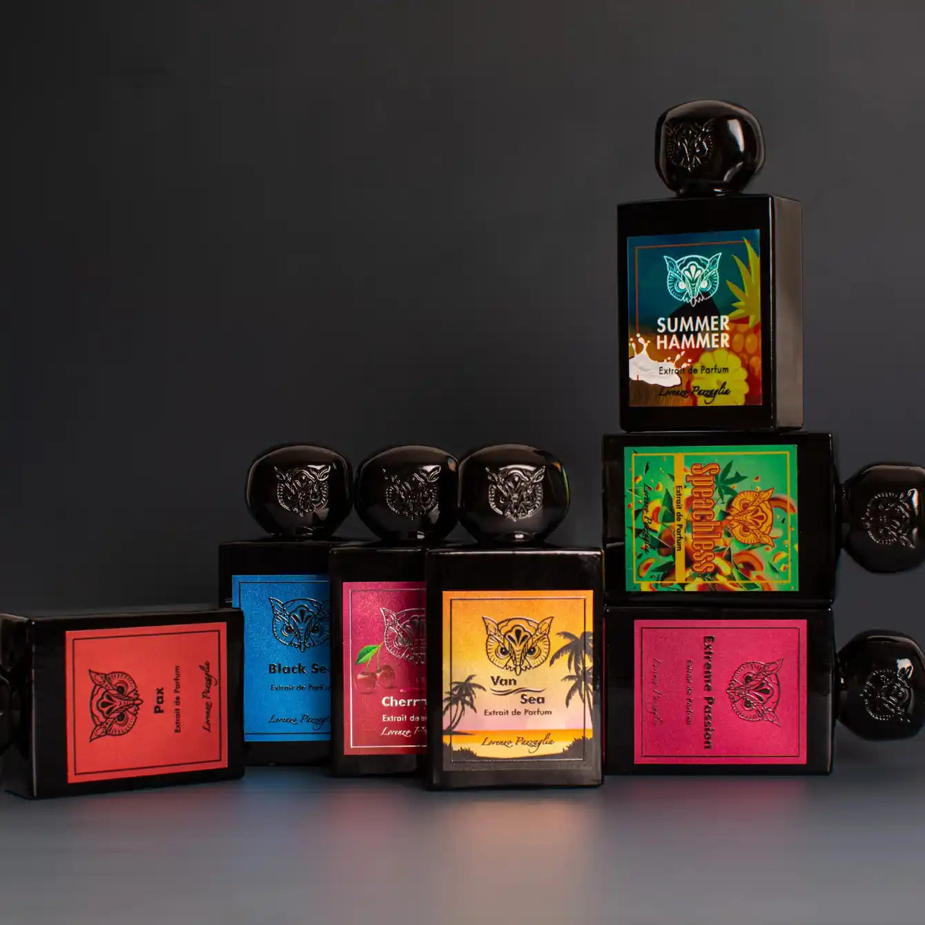 Collection Lorenzo Pazzaglia Avec 7 parfums superposés de façon design.